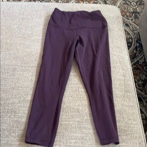 purple cropped leggings